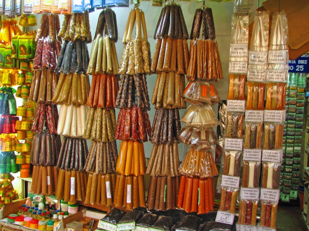 Spice_shop_in_Kandy_Market,_Sri_Lanka