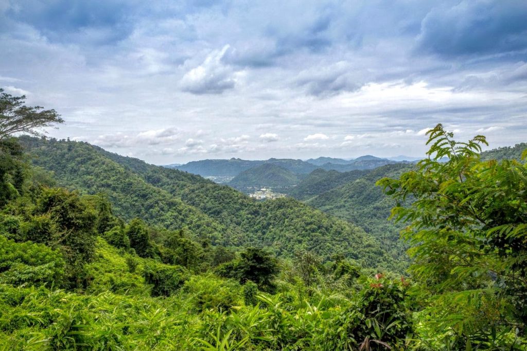 Вид со смотровой площадки национального парка Кхауяй